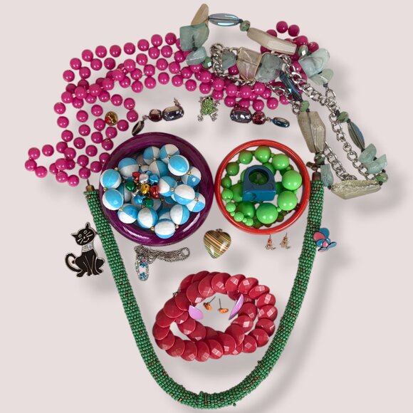 Jewelry - LAVINIA - Vintage To Now Jewelry Lot - 010